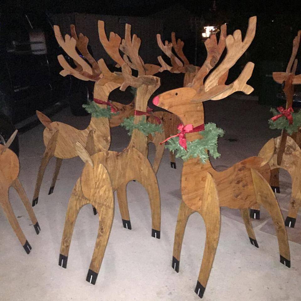 Fold up for Easy Storage Wood Reindeer
